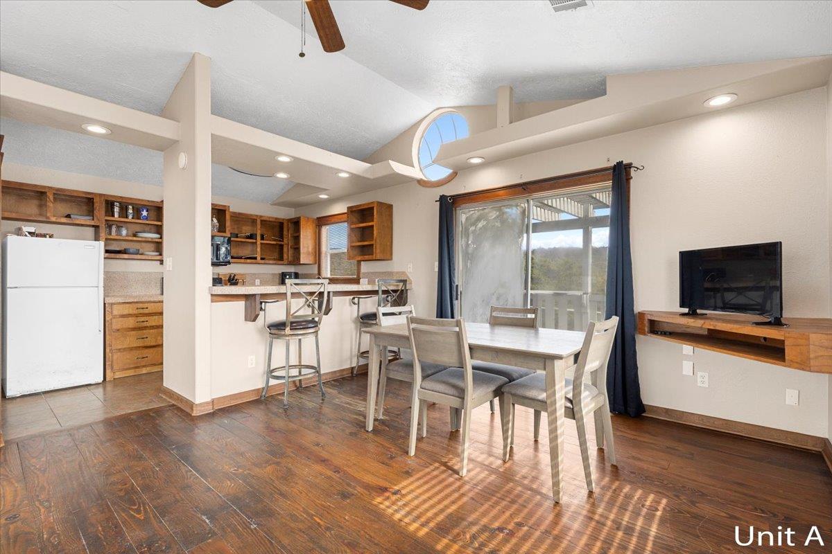 7705 Debbie Dr, Volente, TX 78641