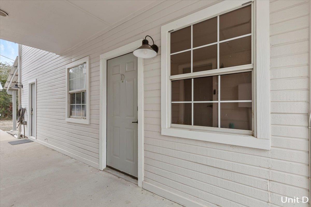 7705 Debbie Dr, Volente, TX 78641