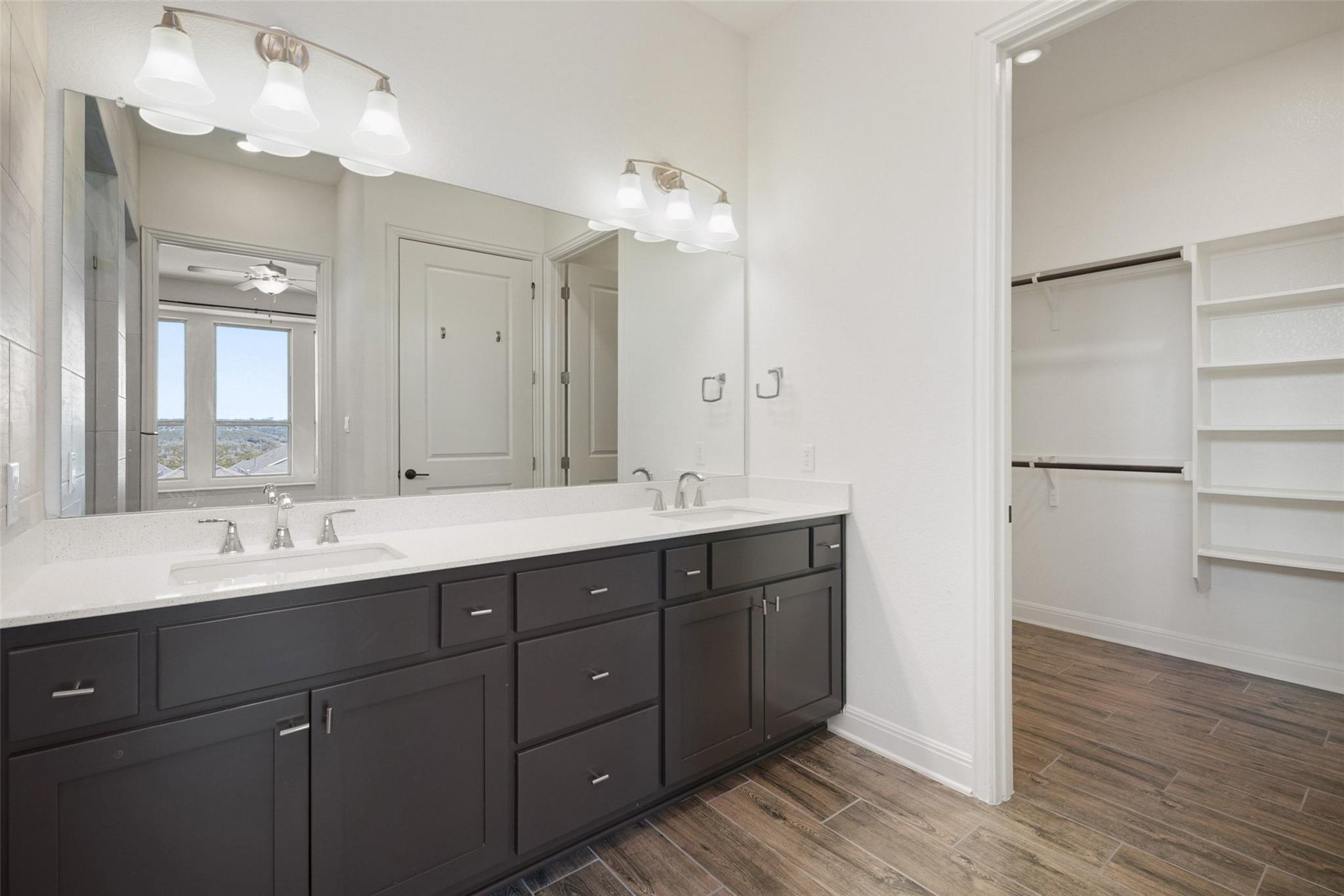 19113 Freeman Cir, Austin, TX 78738