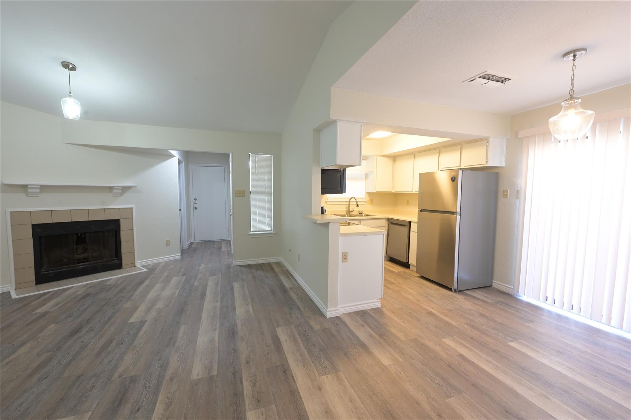 916 Crockett St # A, Lockhart, TX 78644