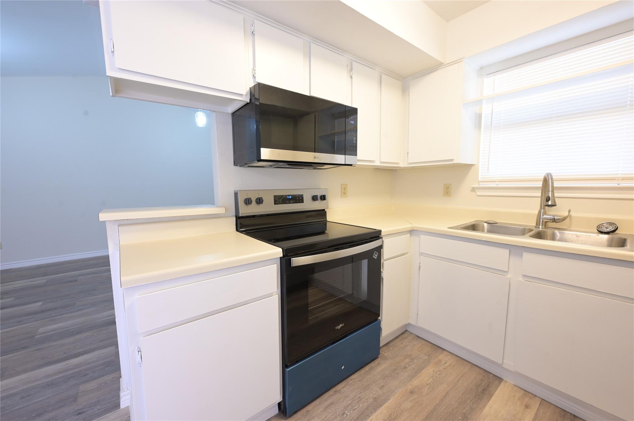 916 Crockett St # A, Lockhart, TX 78644