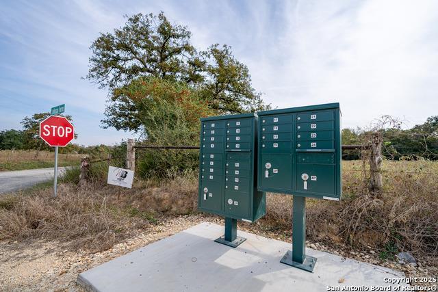 921 Johnson Farms Rd, Harwood, TX 78632