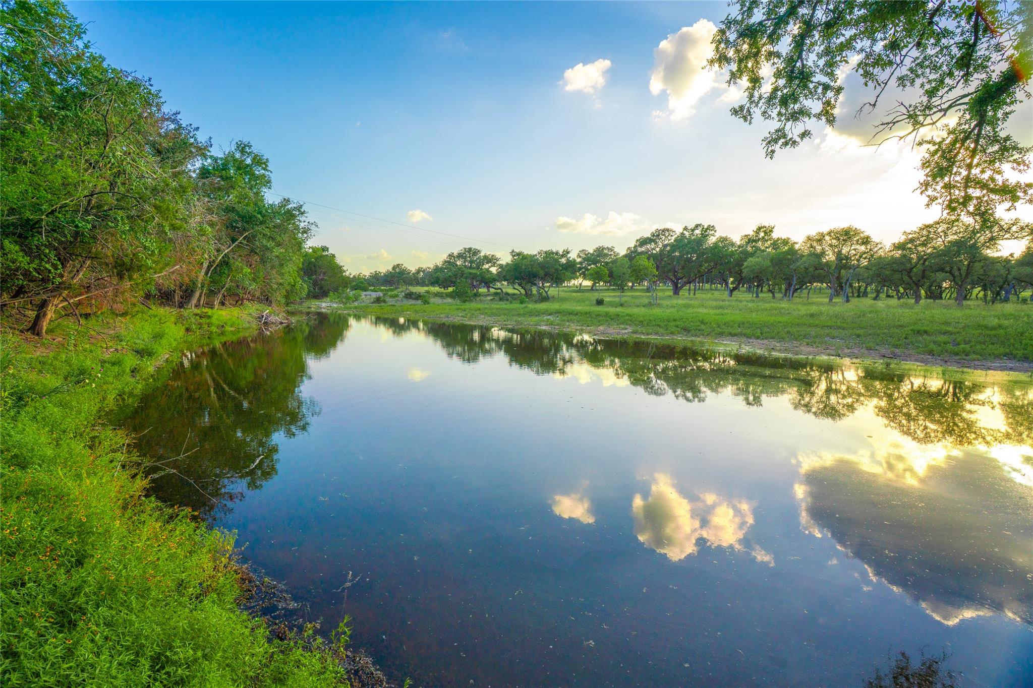 000 Longhorn Ridge Rnch, Johnson City, TX 78636