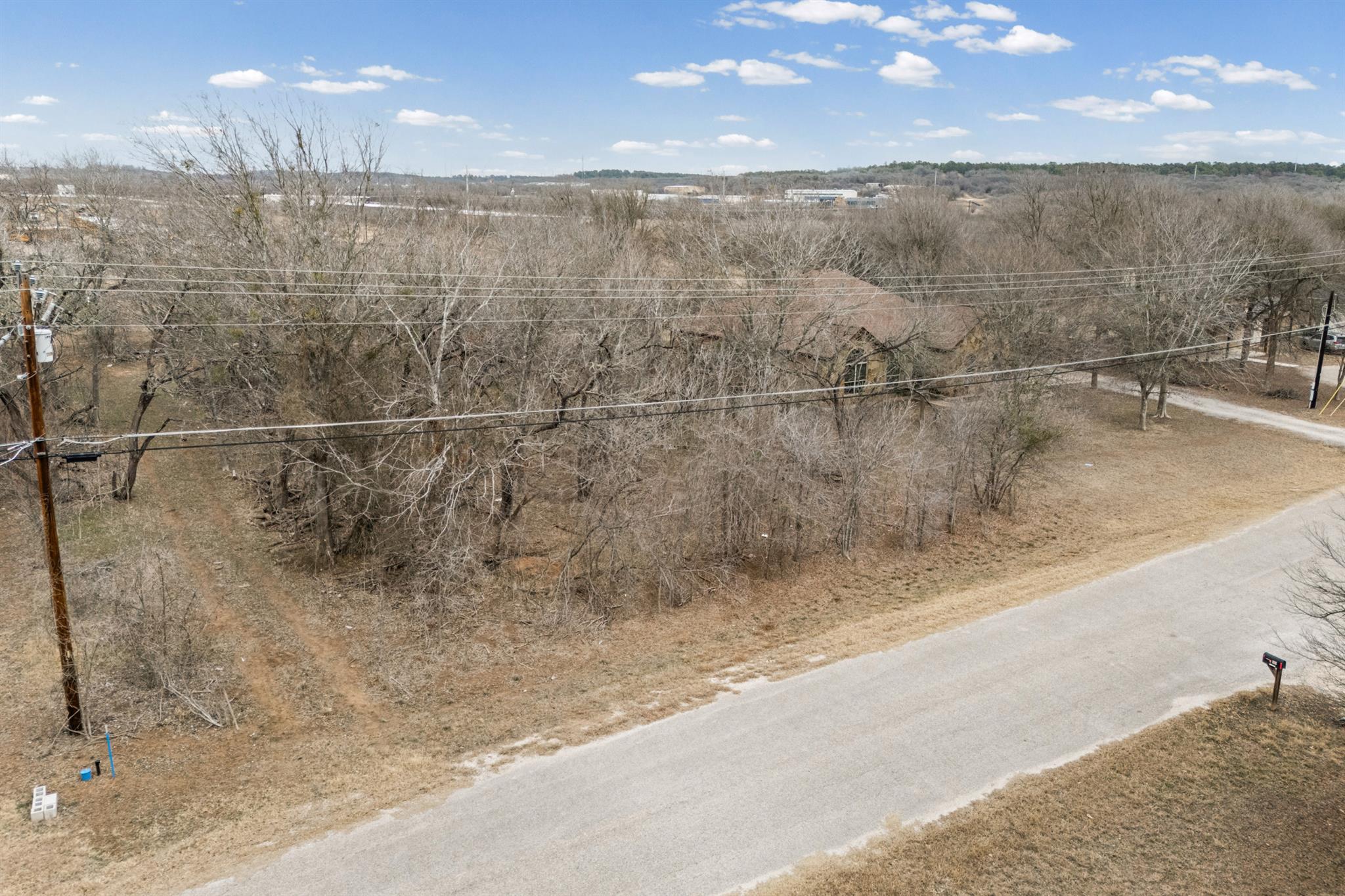 352 Keanahalululu Ln, Bastrop, TX 78602