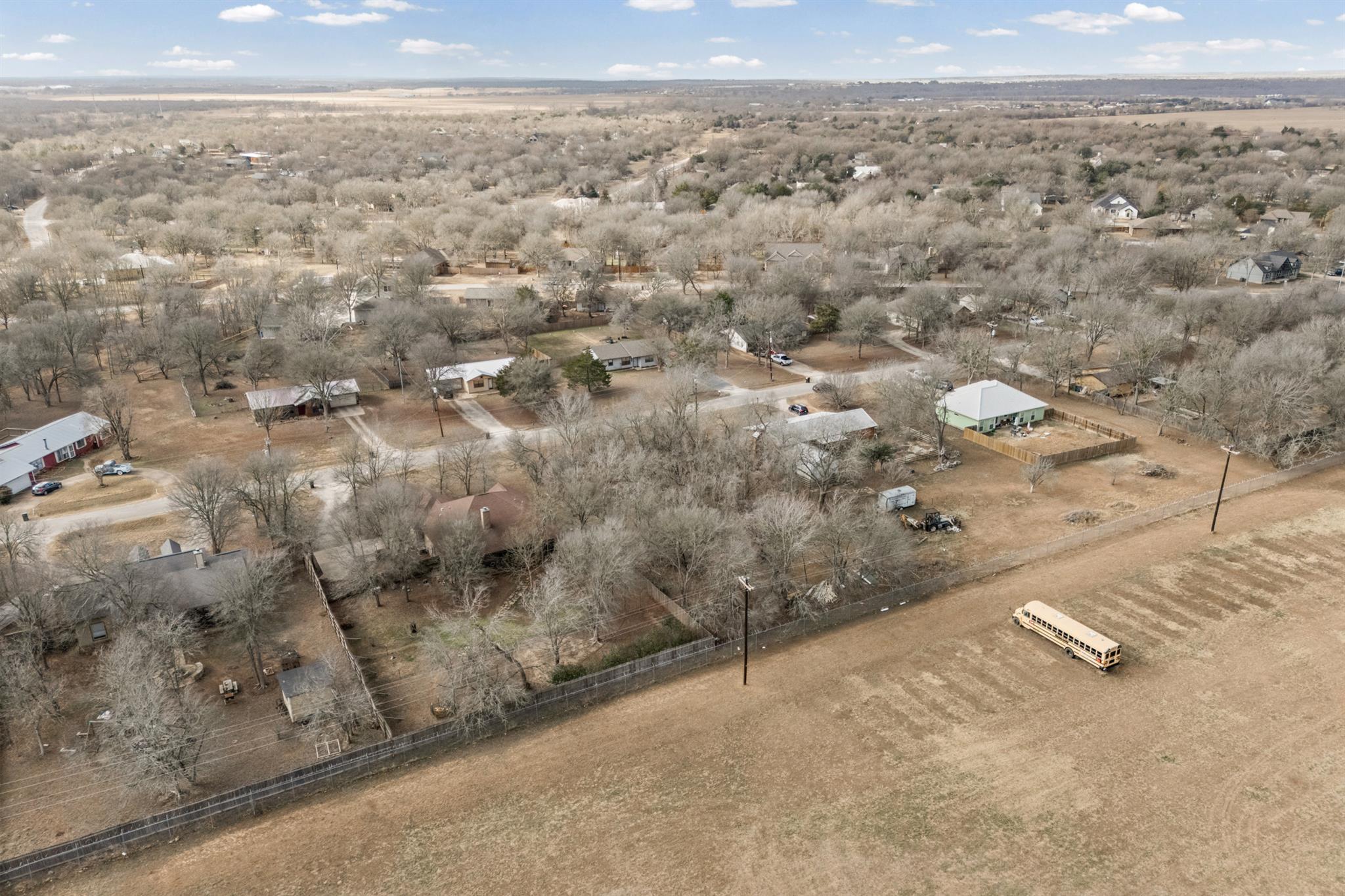 352 Keanahalululu Ln, Bastrop, TX 78602