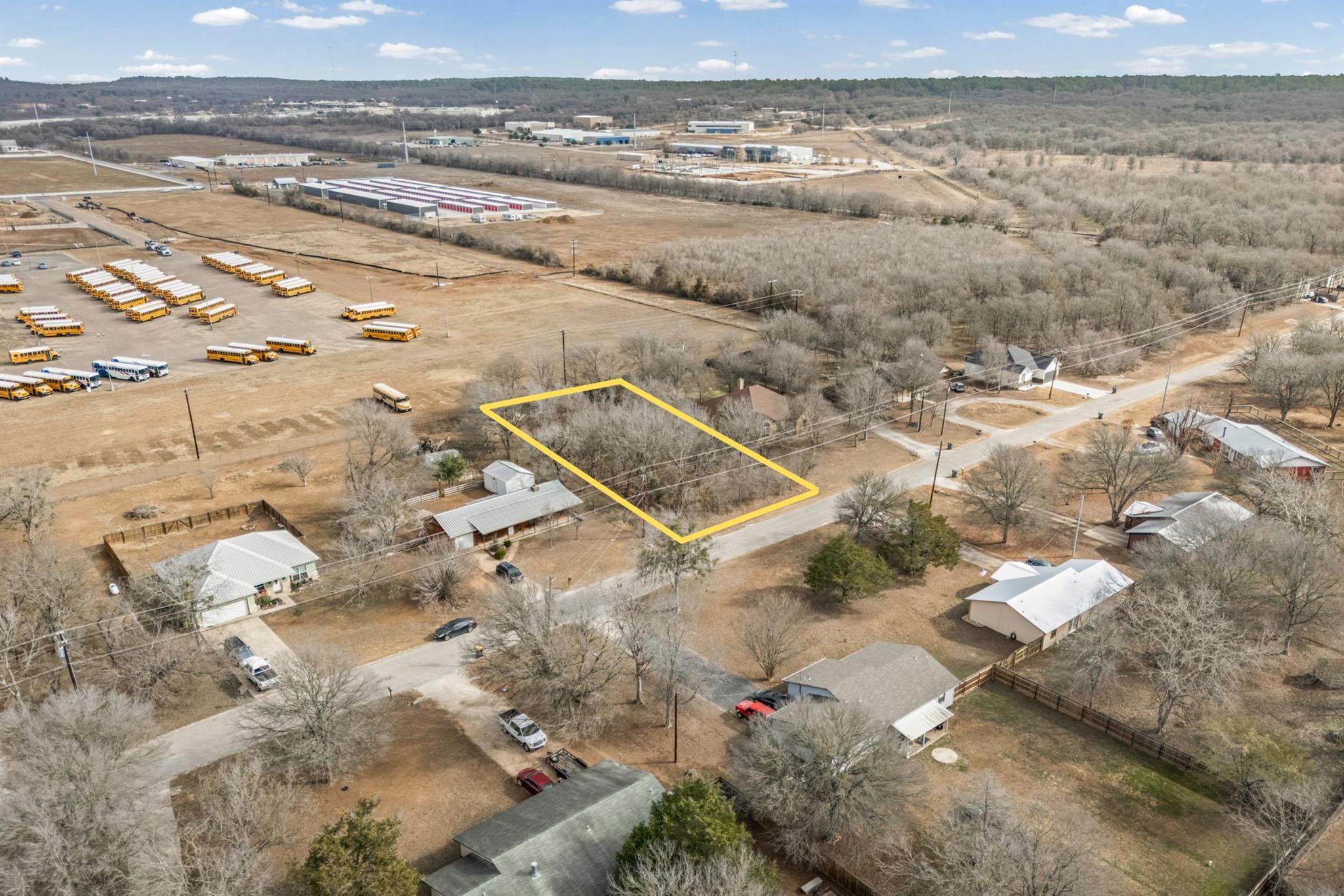 352 Keanahalululu Ln, Bastrop, TX 78602