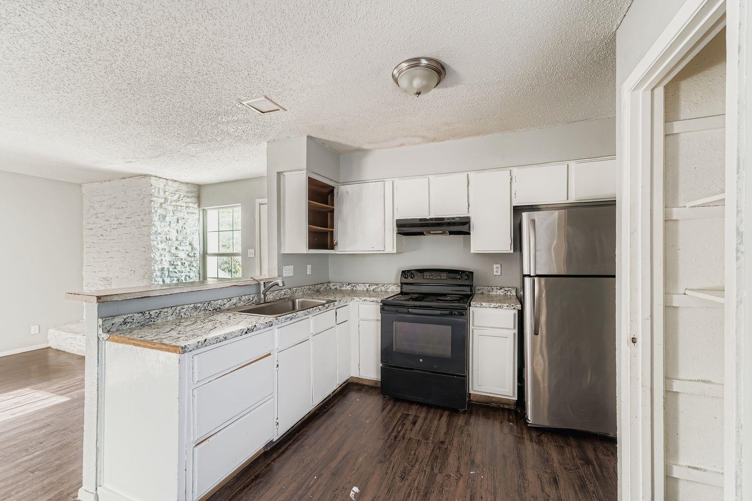 10100 Brownie Dr # B, Austin, TX 78753