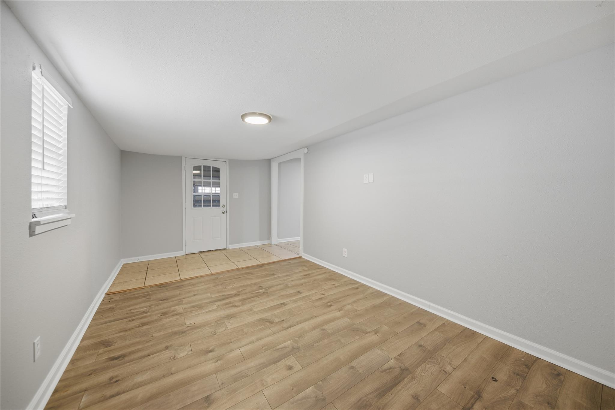 1702 Rampart St, Columbus, TX 78934