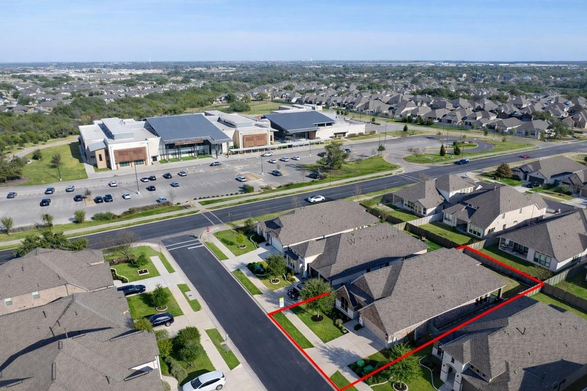 1136 Stetson Hat Trl, Georgetown, TX 78628