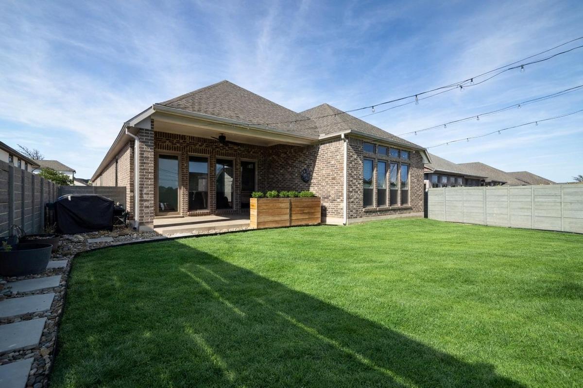 1136 Stetson Hat Trl, Georgetown, TX 78628