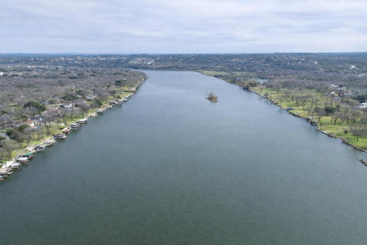 290 Turkey Run, Meadowlakes, TX 78654