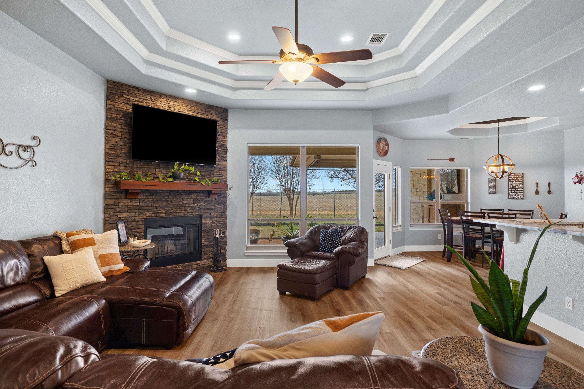 290 Turkey Run, Meadowlakes, TX 78654