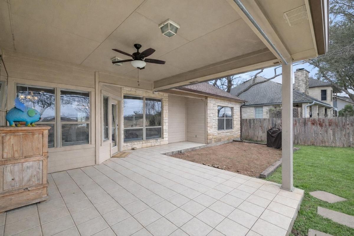 290 Turkey Run, Meadowlakes, TX 78654