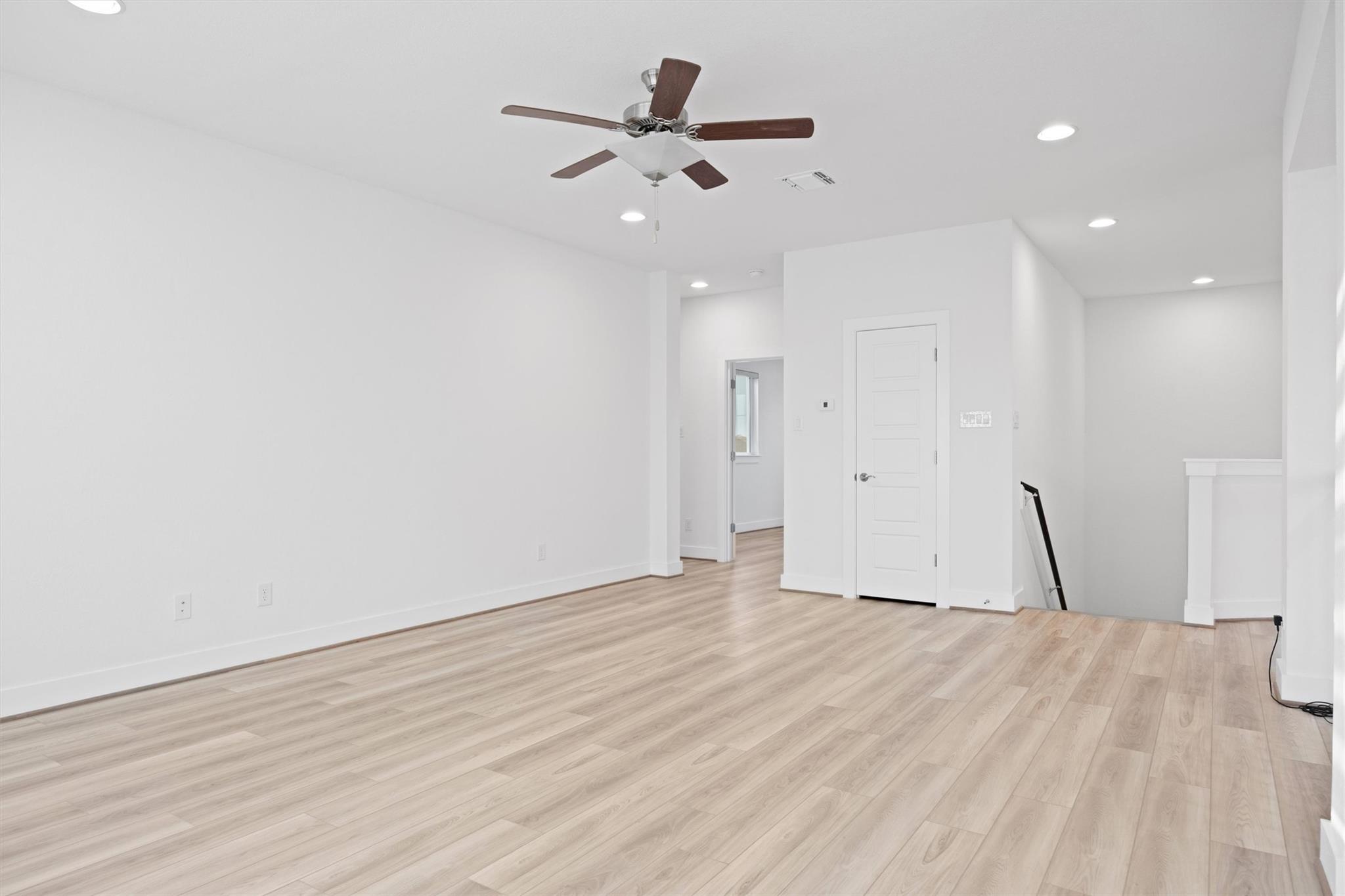 213 Great Lawn Bnd, Liberty Hill, TX 78642