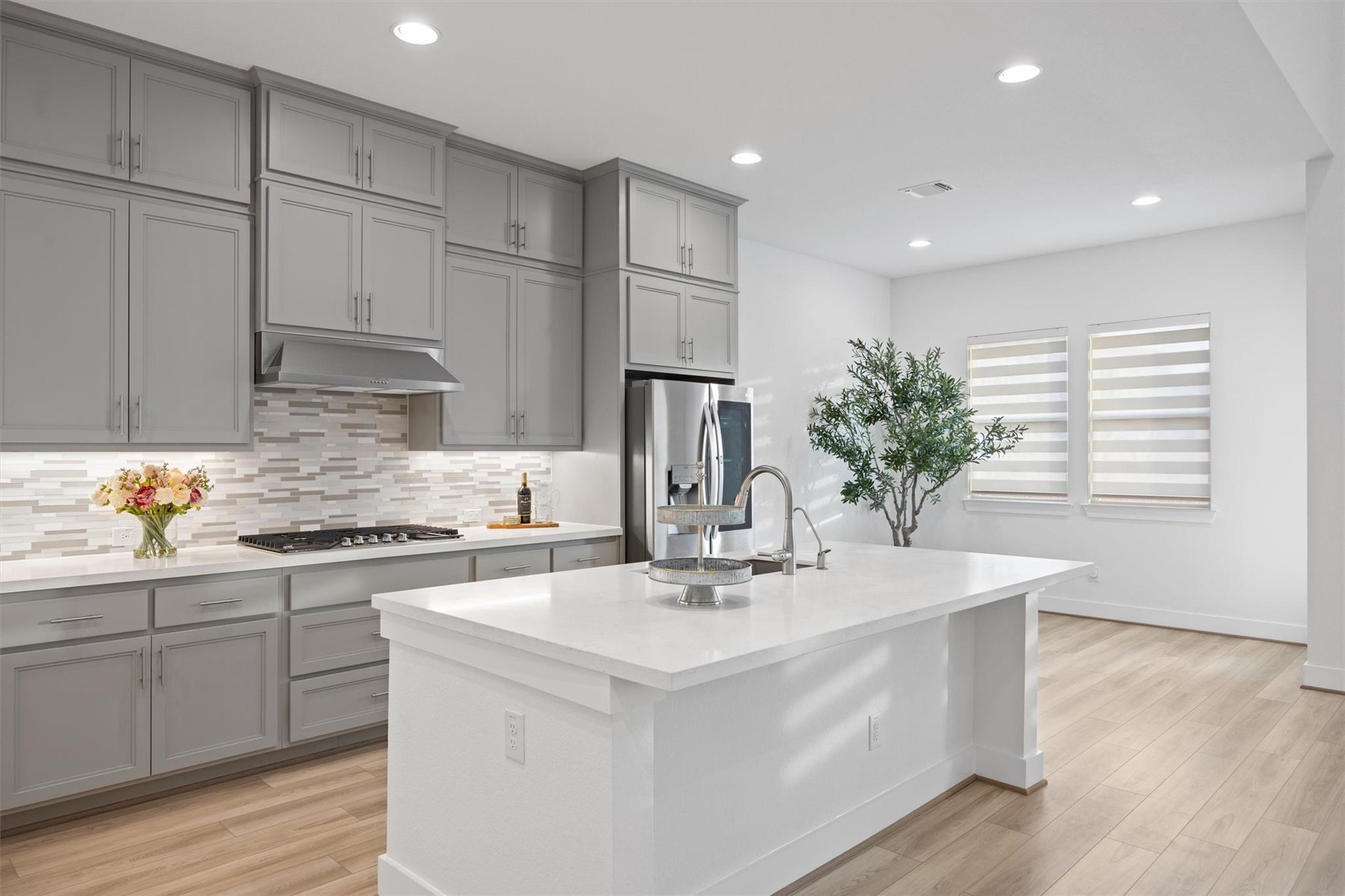 213 Great Lawn Bnd, Liberty Hill, TX 78642