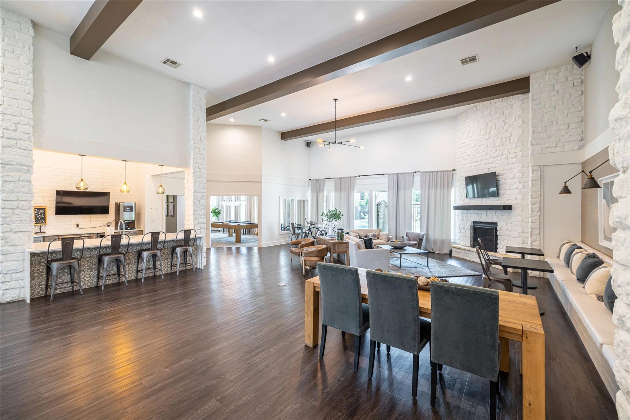 12215 Hunters Chase Dr # N-8102N, Austin, TX 78729