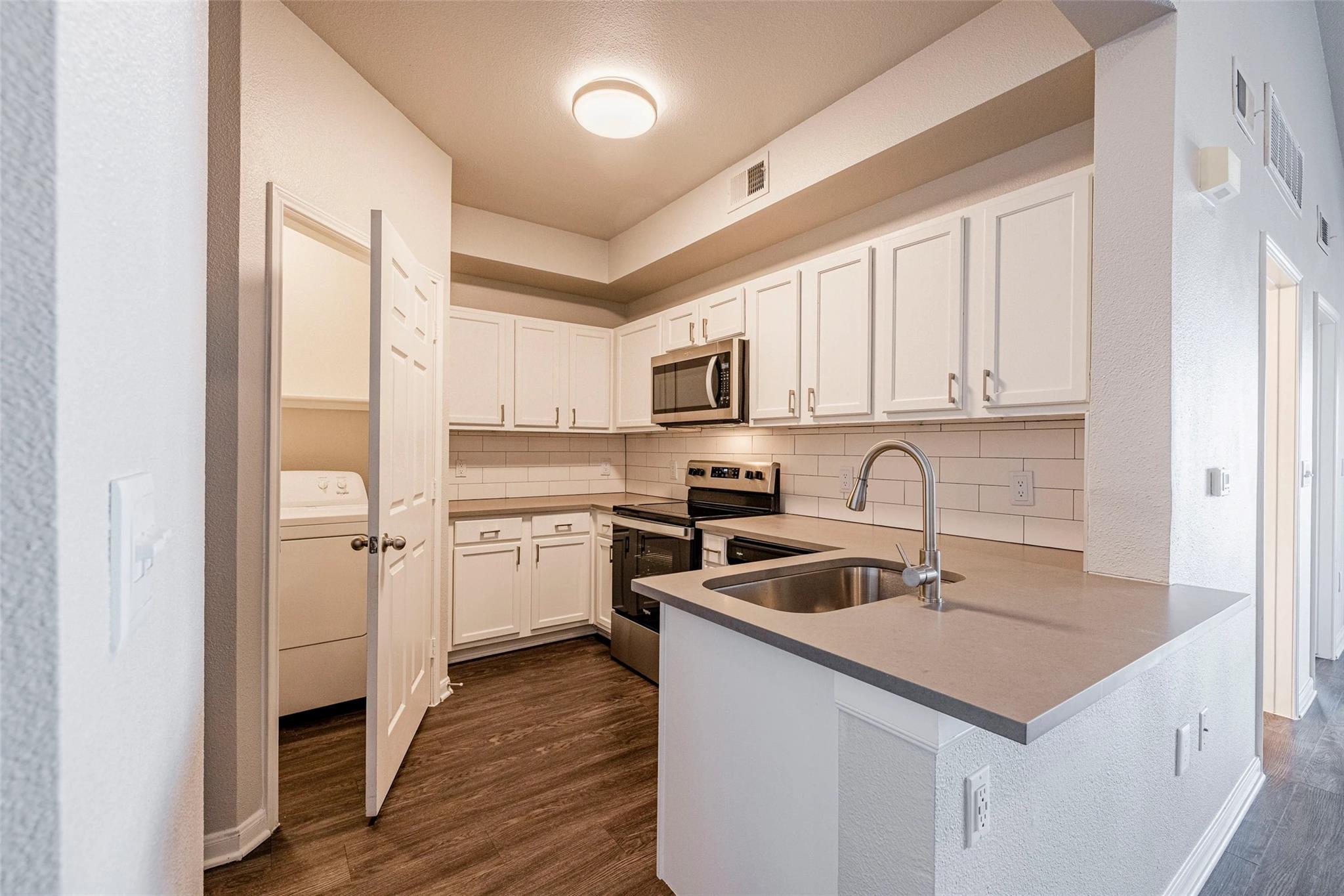 12215 Hunters Chase Dr # S-3205S, Austin, TX 78729