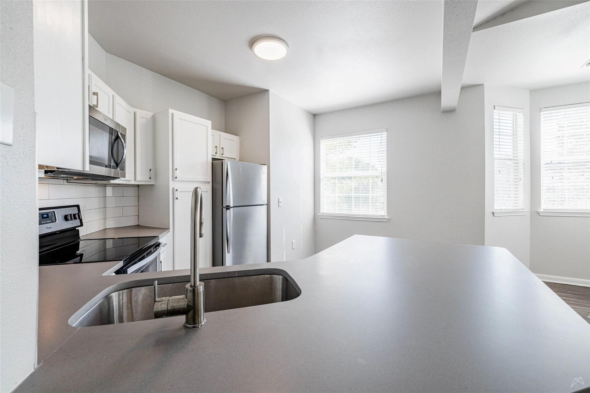 12215 Hunters Chase Dr # S-2103S, Austin, TX 78729