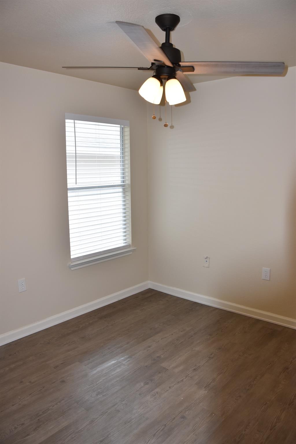 12328 Sky Harbor Dr, Del Valle, TX 78617