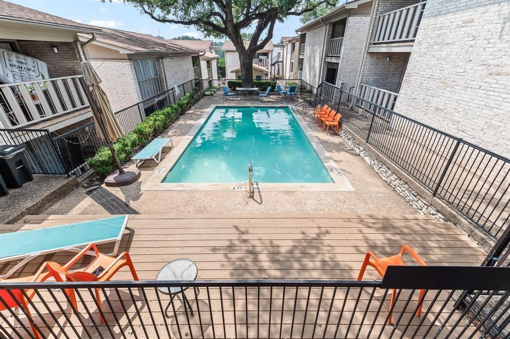 1304 Summit St # 101, Austin, TX 78741