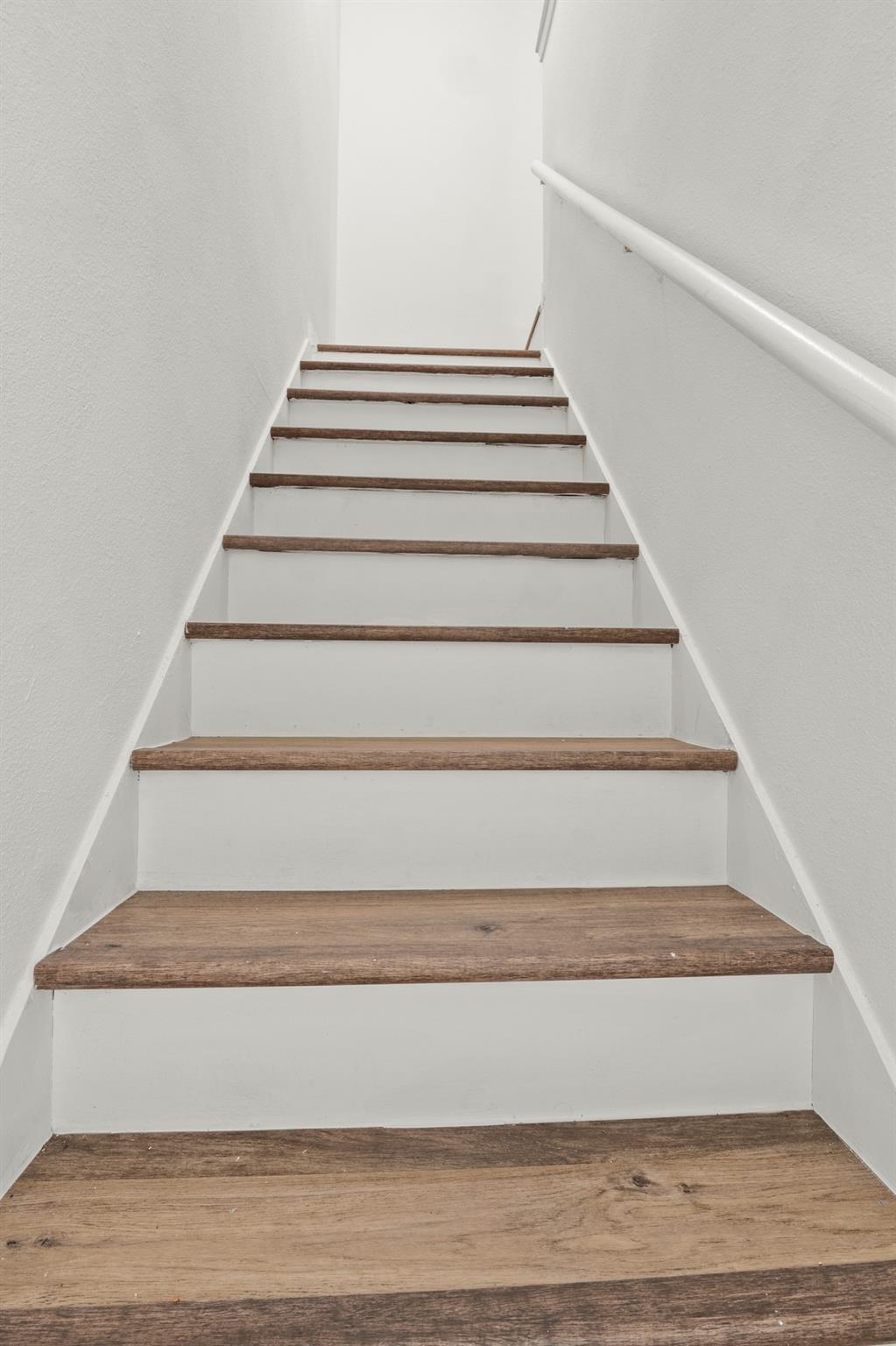 5616 Emerald Forest Dr # 101, Austin, TX 78745