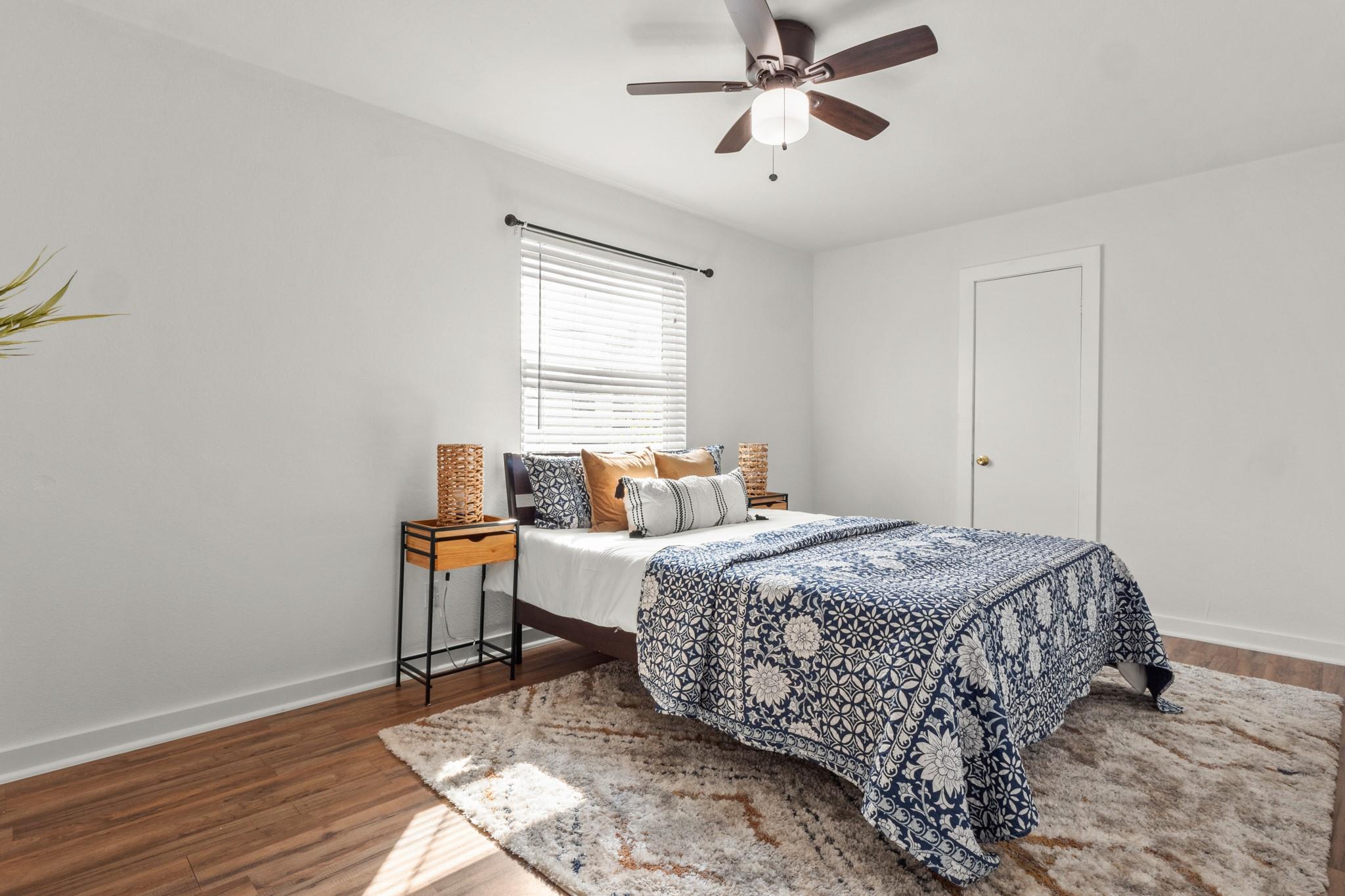 5616 Emerald Forest Dr # 101, Austin, TX 78745