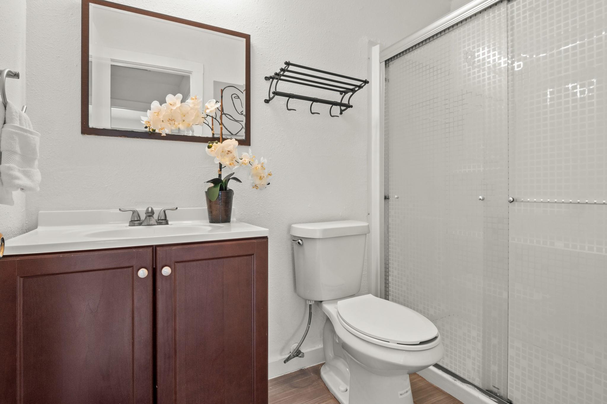 5616 Emerald Forest Dr # 101, Austin, TX 78745