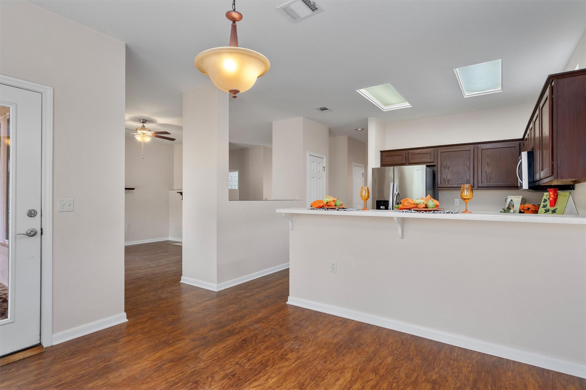 195 Whispering Wind Dr, Georgetown, TX 78633