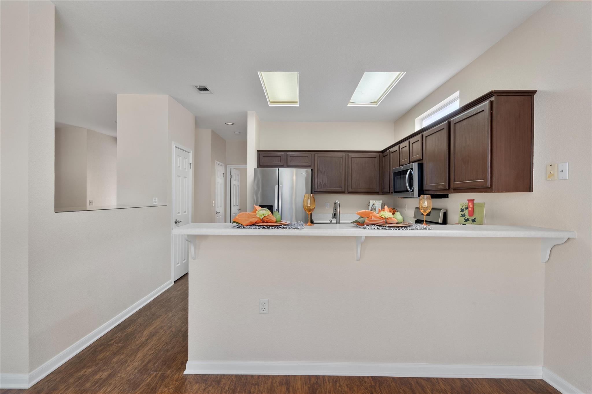 195 Whispering Wind Dr, Georgetown, TX 78633