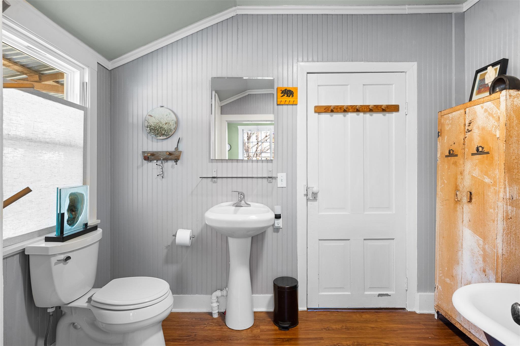 660 N Main St, La Grange, TX 78945