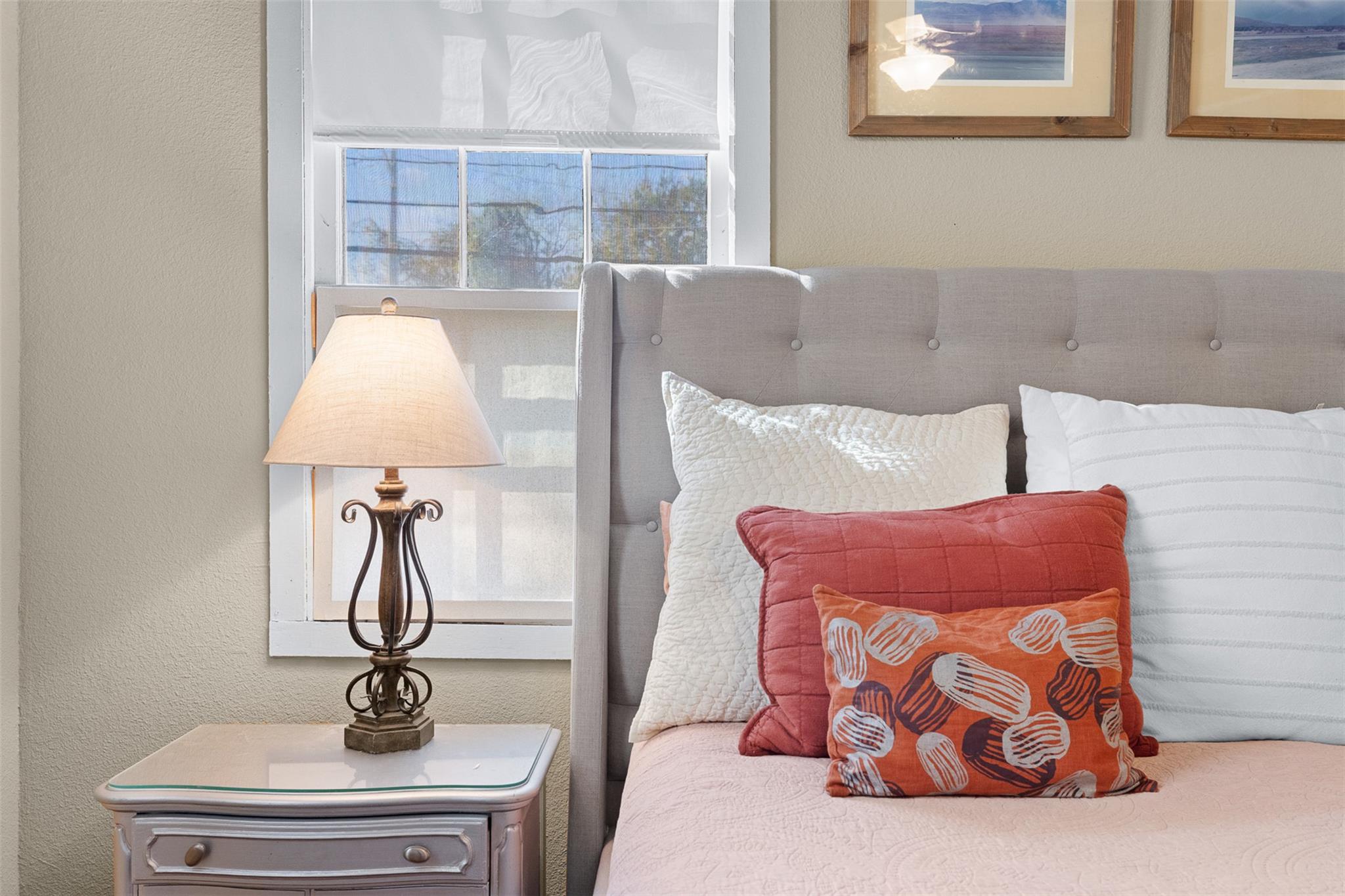 660 N Main St, La Grange, TX 78945