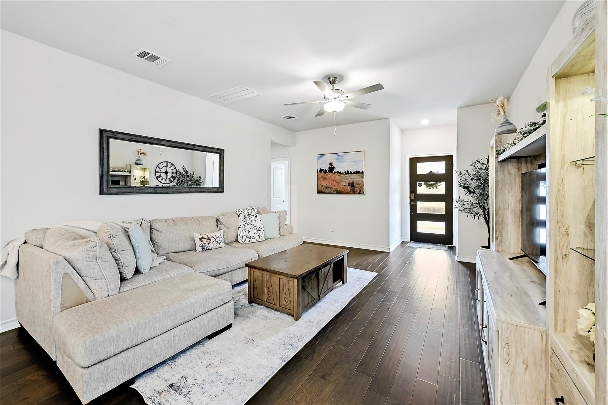 761 Long Run, Liberty Hill, TX 78642