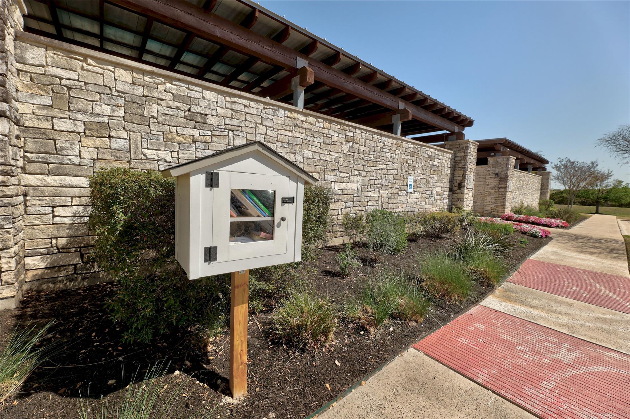 761 Long Run, Liberty Hill, TX 78642