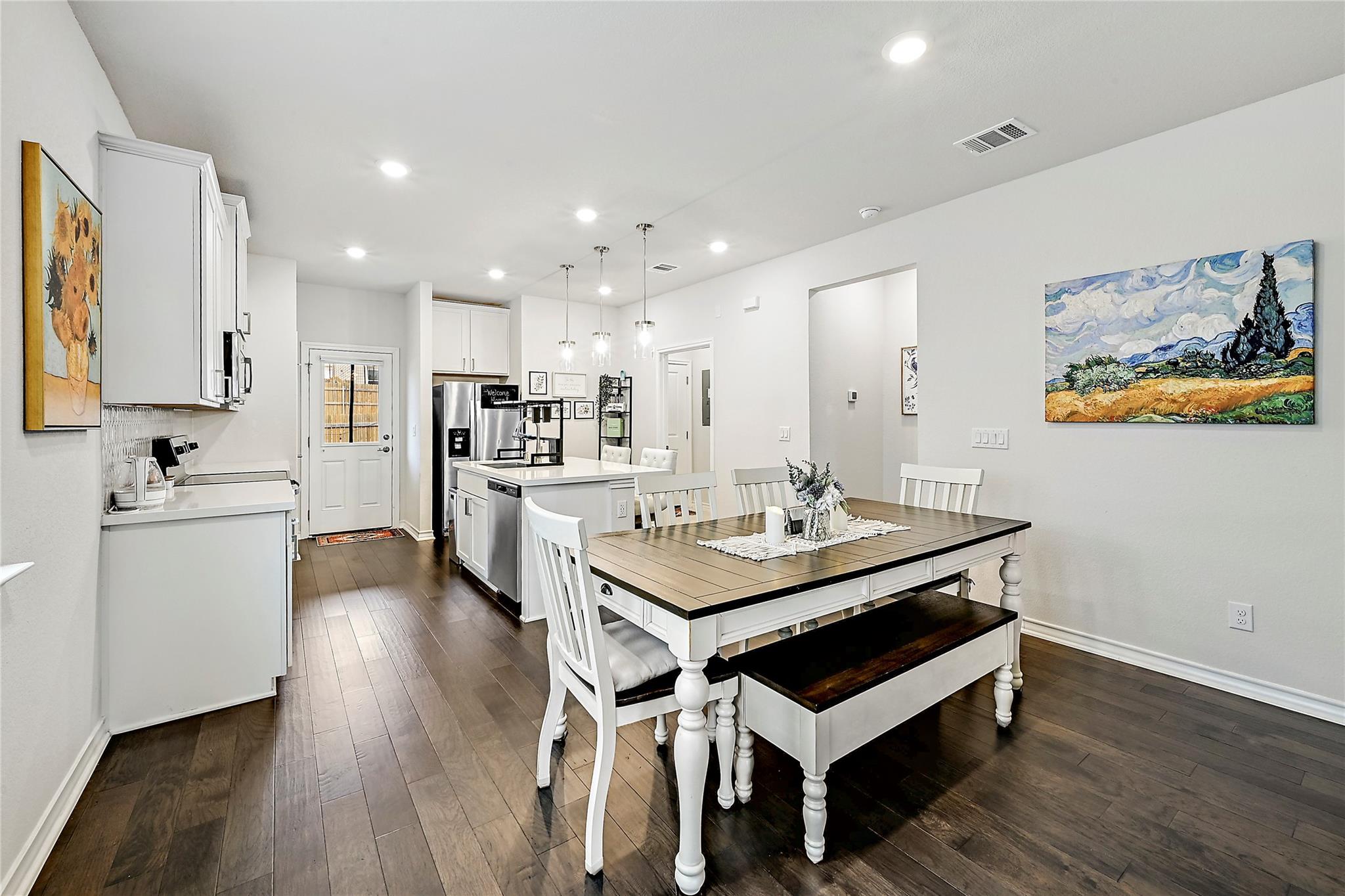 761 Long Run, Liberty Hill, TX 78642