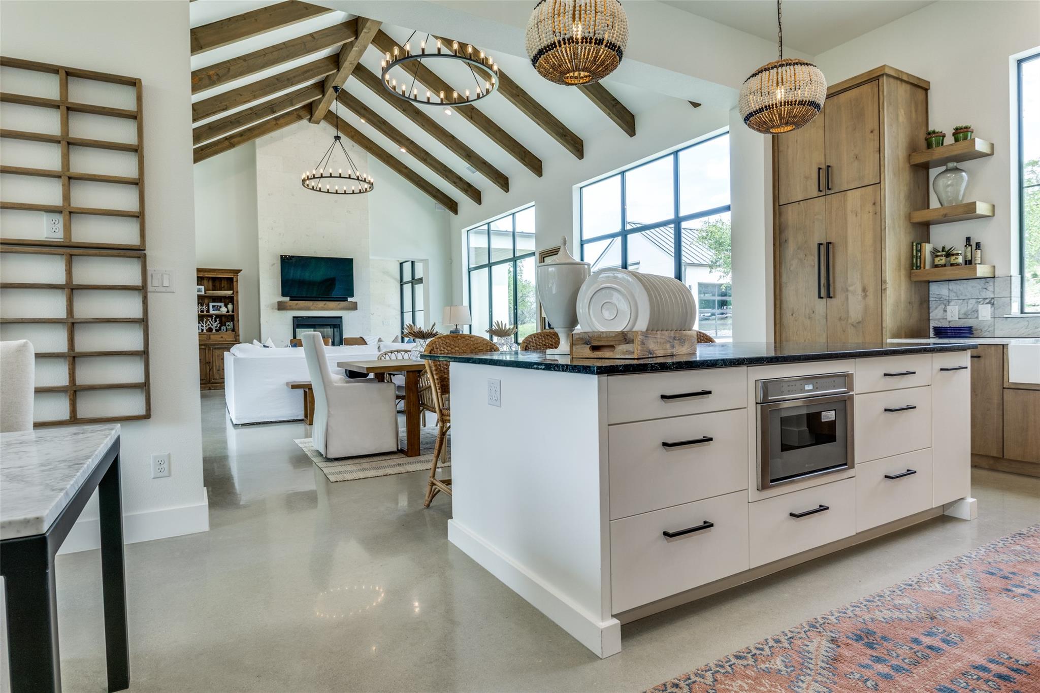 1958 Paradise Parkway, Canyon Lake, TX 78133