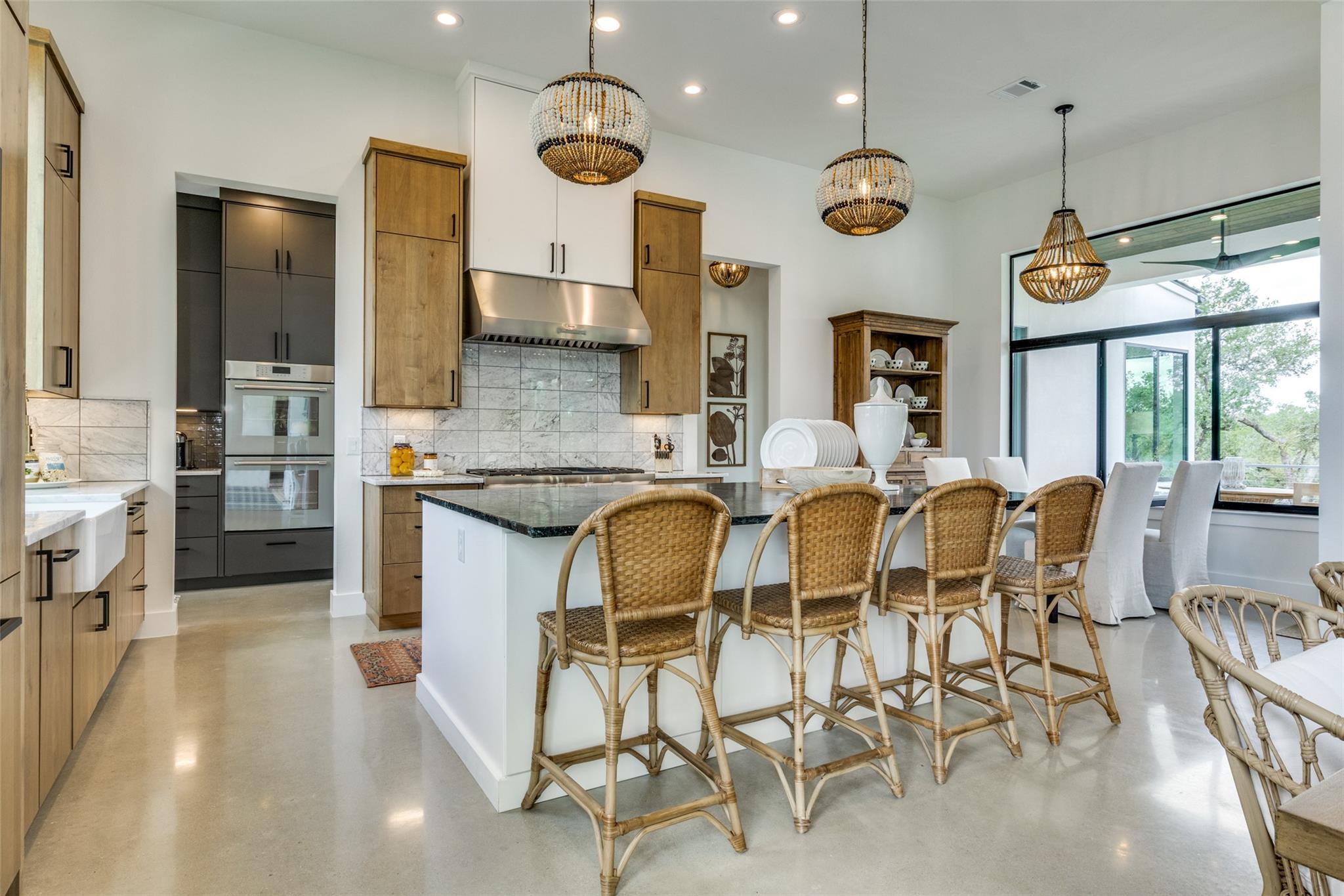 1958 Paradise Parkway, Canyon Lake, TX 78133