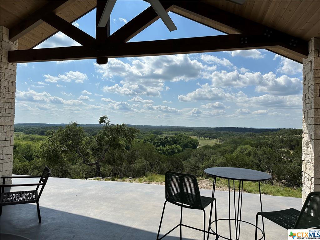 1958 Paradise Parkway, Canyon Lake, TX 78133
