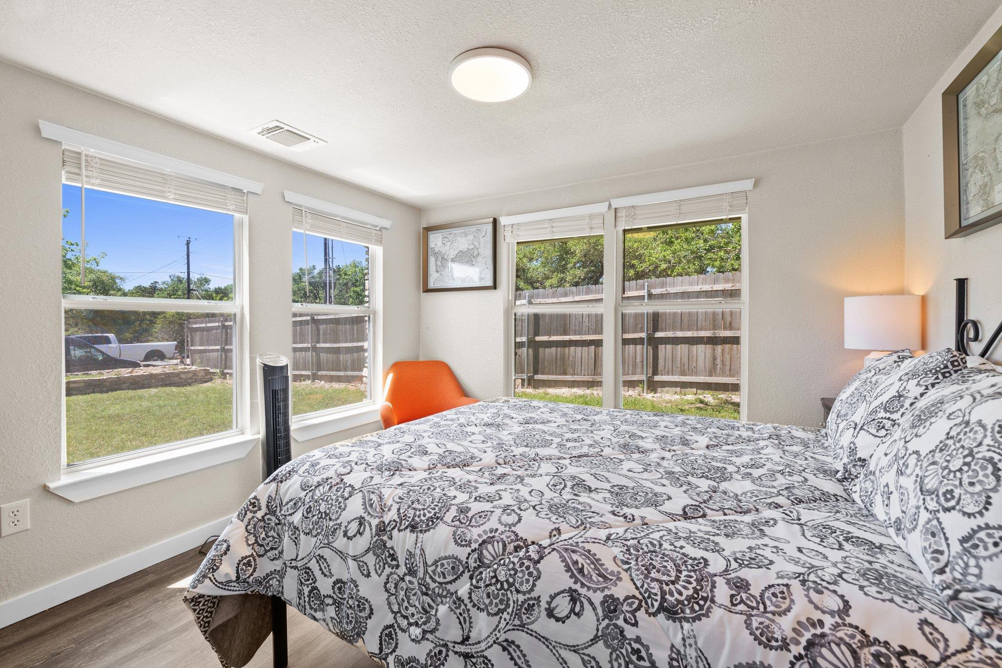 14802 Arrowhead Dr, Leander, TX 78641