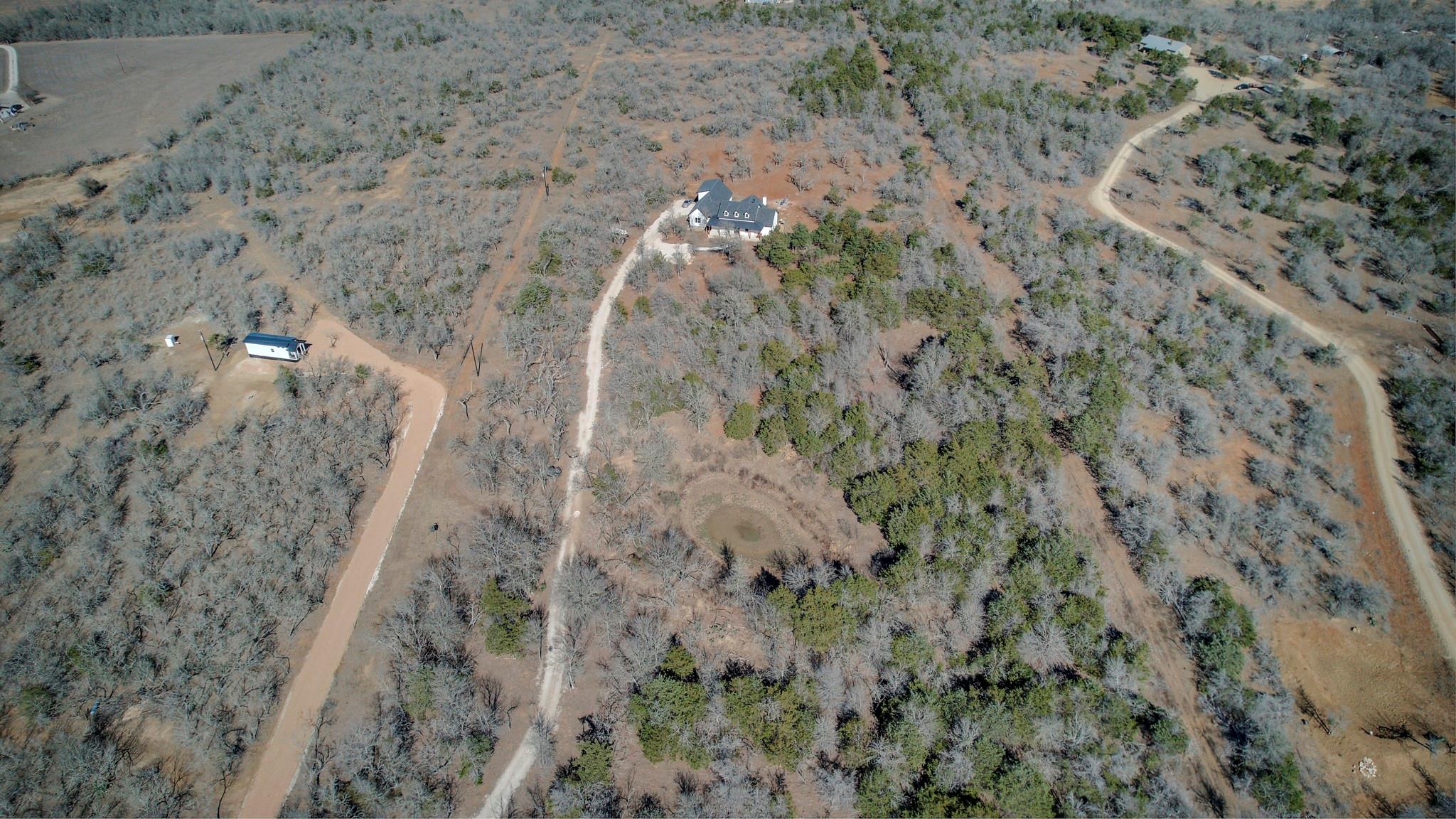 142 Anderson Dr, Red Rock, TX 78662