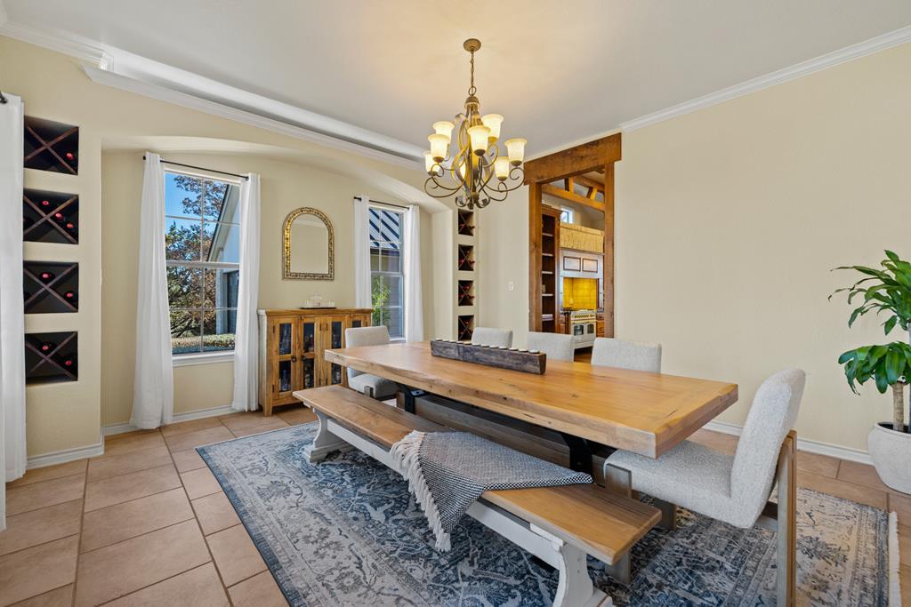 169 Royal Oaks Hill, Fredericksburg, TX 78624