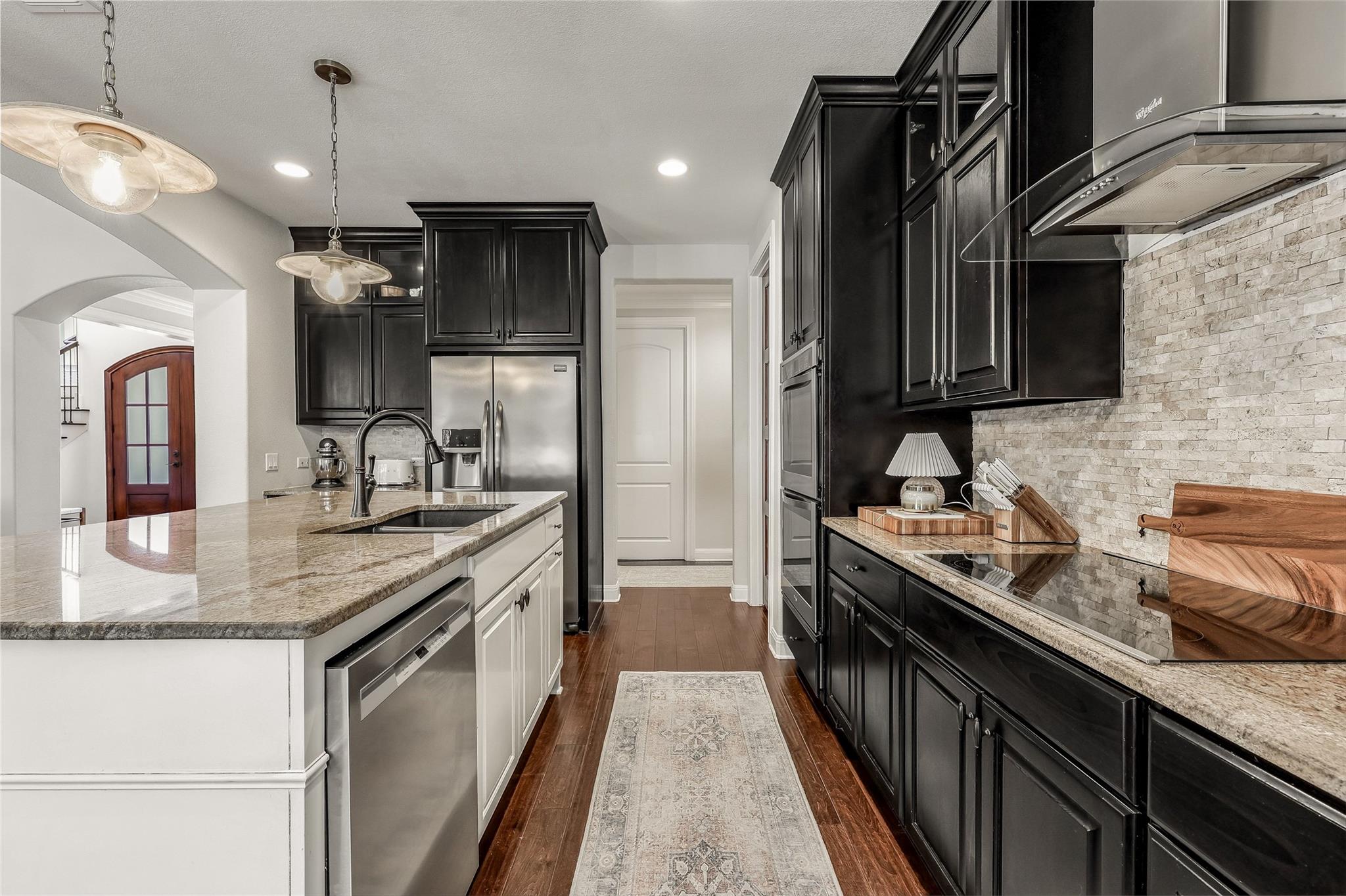 3801 Boone Dr, Lago Vista, TX 78645