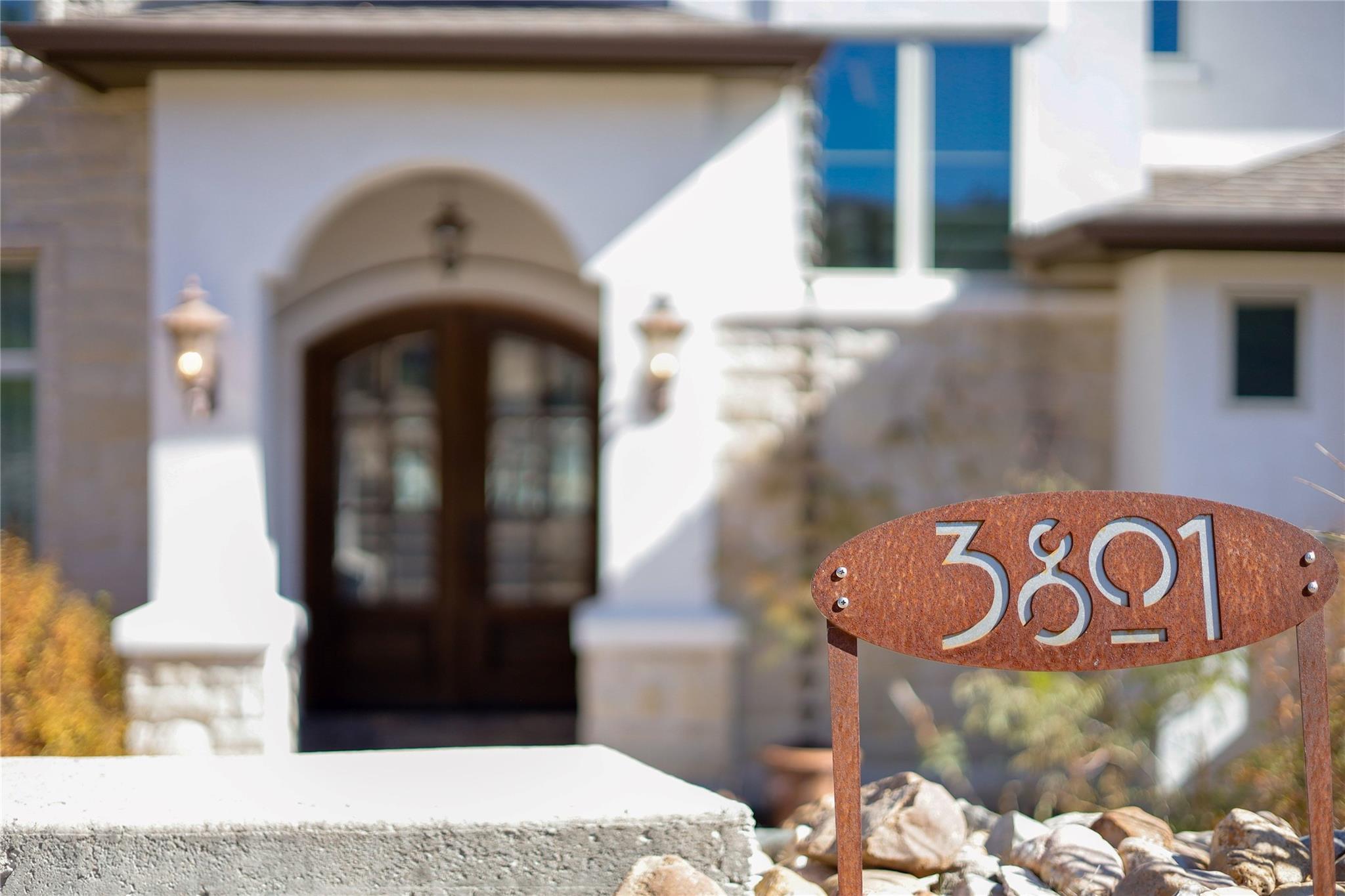 3801 Boone Dr, Lago Vista, TX 78645