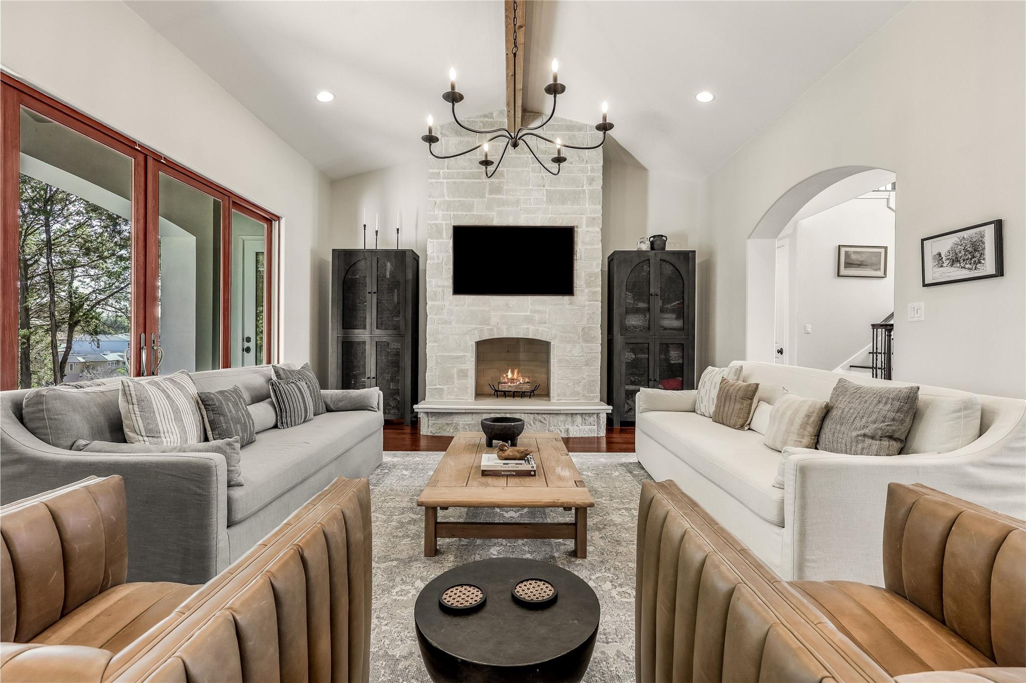 3801 Boone Dr, Lago Vista, TX 78645