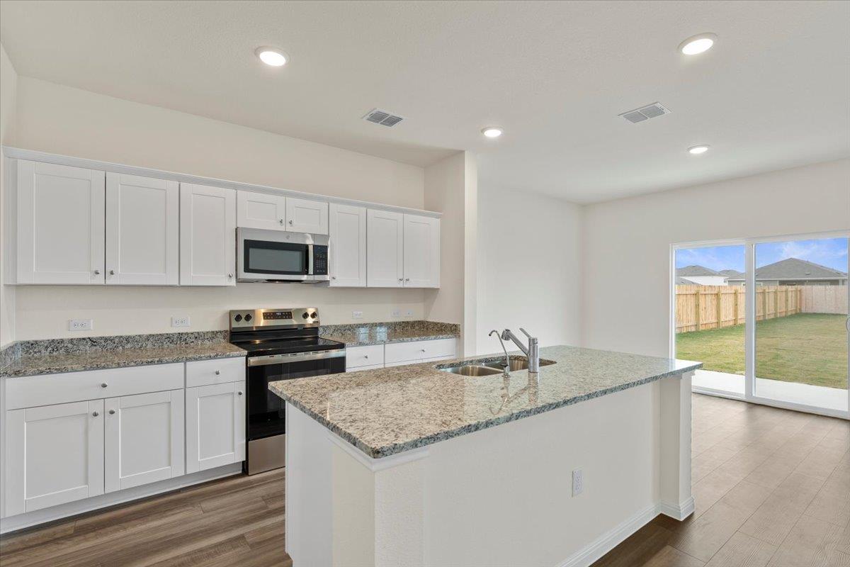 113 Rother Pl, Taylor, TX 76574