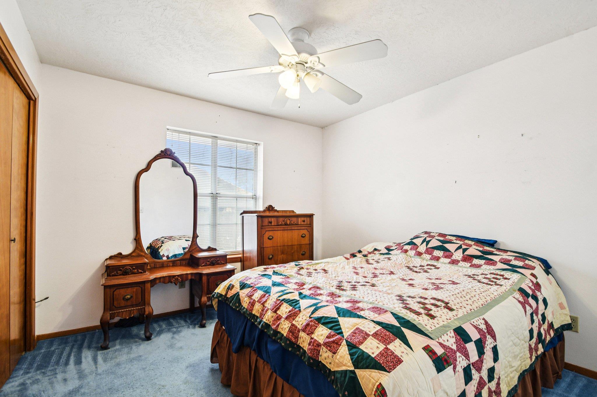 102 Stubblefield Dr, Elgin, TX 78621