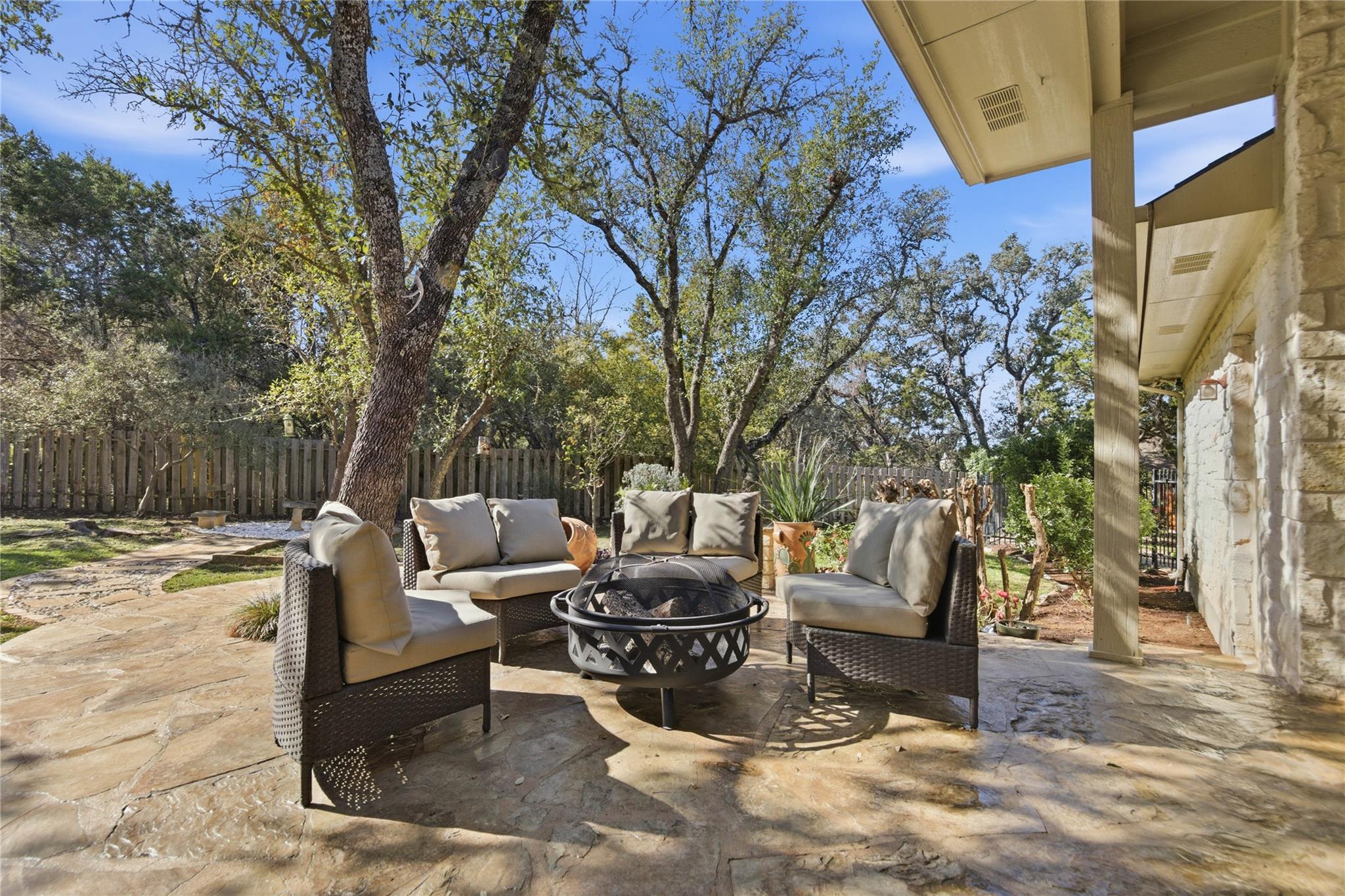 6905 Twilight Mesa Dr, Austin, TX 78737