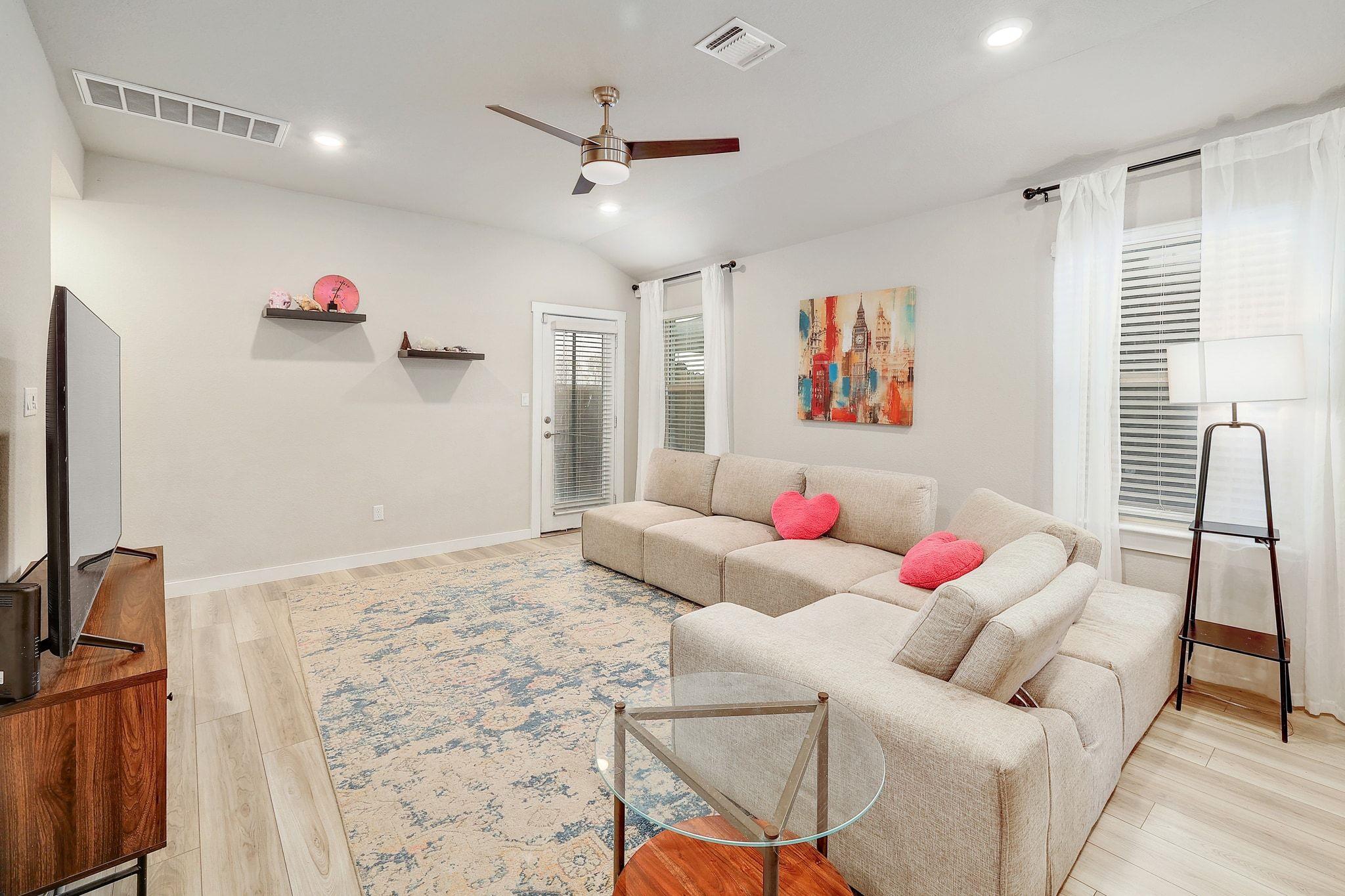 204 Halford Rd, Georgetown, TX 78633