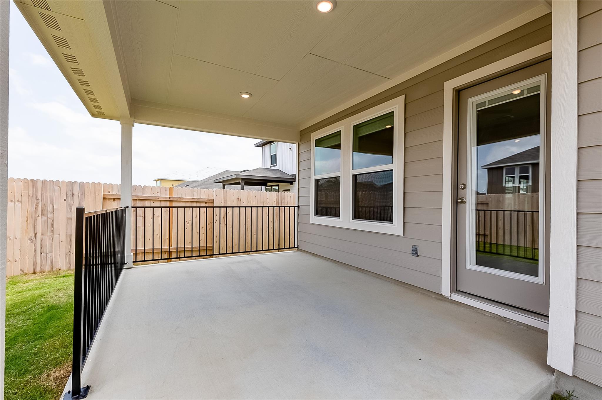 3614 Twin Glades Pass, Buda, TX 78610