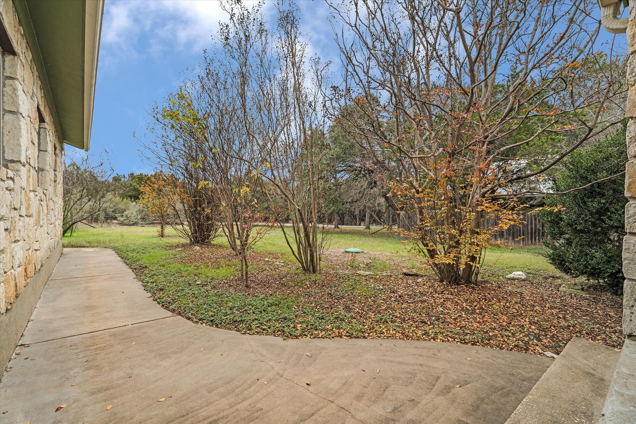 45 La Buena Vista Dr, Wimberley, TX 78676