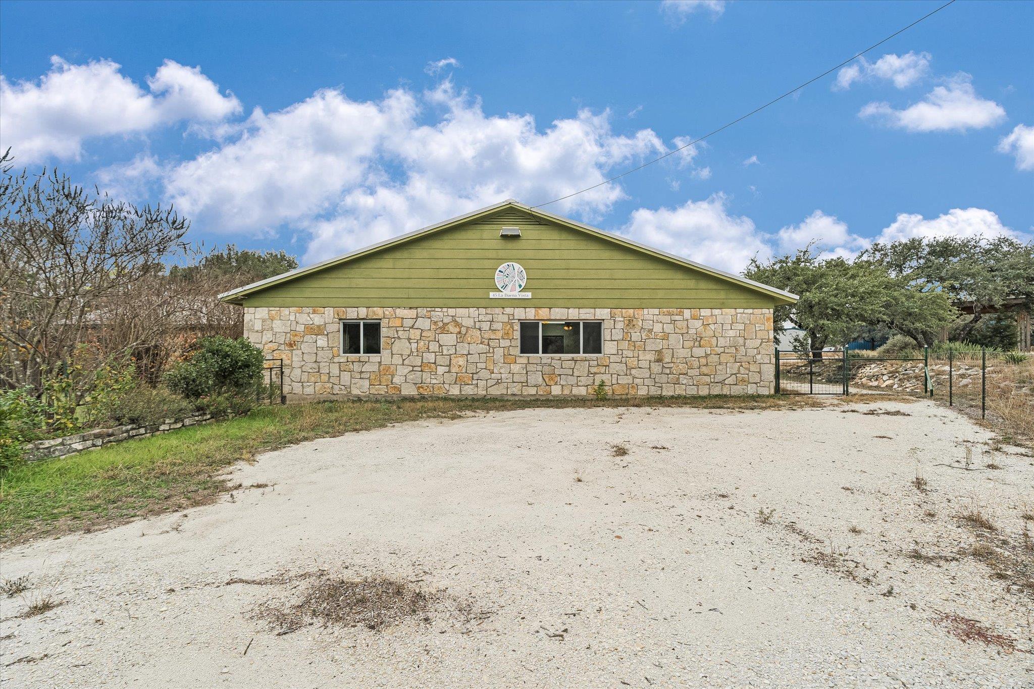 45 La Buena Vista Dr, Wimberley, TX 78676